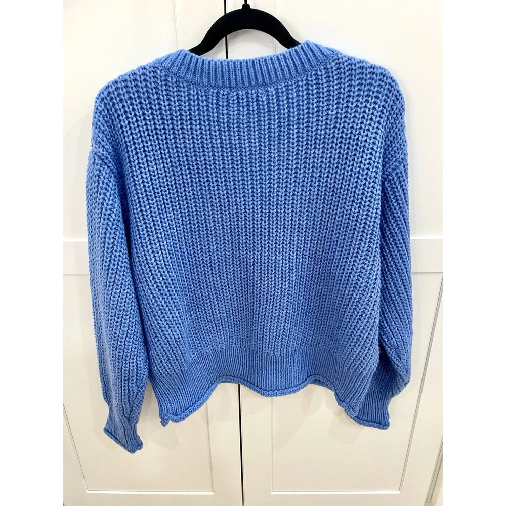 H&M Women's Chunky Knit V-Neck Sweater Periwinkle Blue Slouchy Size M Excellent!